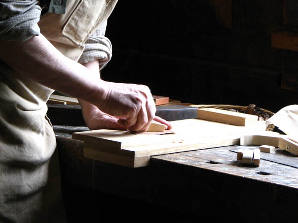 Nuestra <strong>carpintería de madera en  Taradell</strong> es una empresa de <strong>herencia familiar</strong>, por lo que  contamos con gran <strong>experiencia </strong>en la profesión.